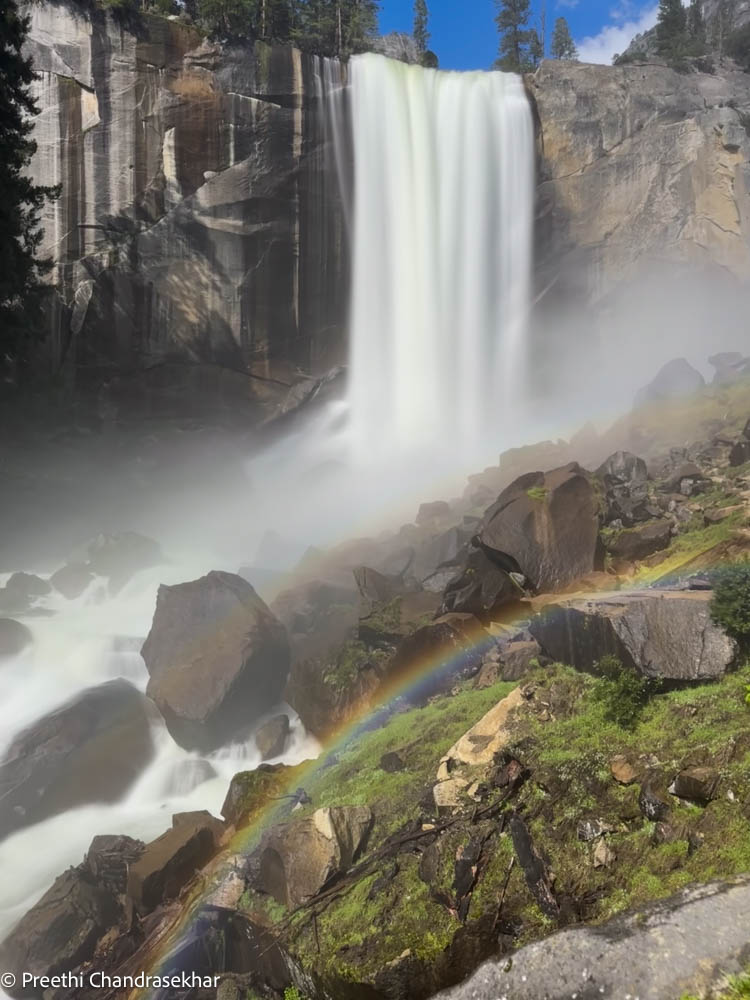 View of Vernal falls halfway up the Mist Trail